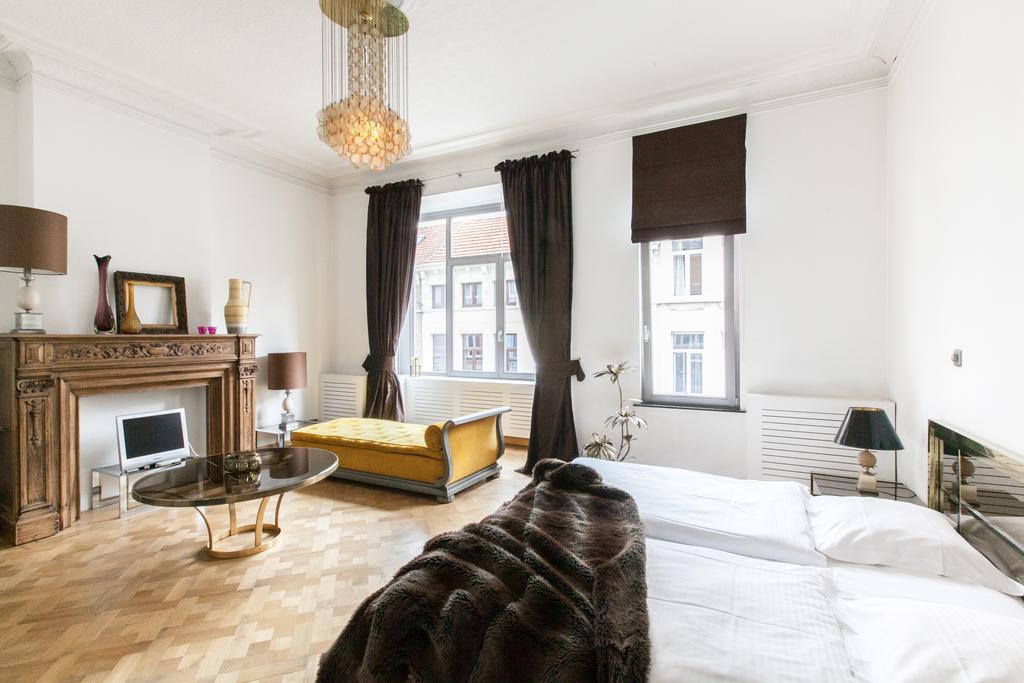 B&B Quatre20Cinq Антверпен Екстериор снимка